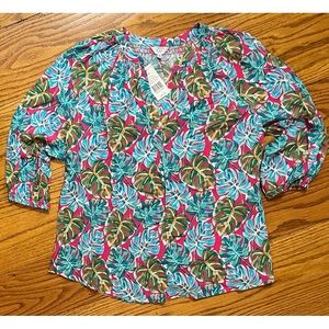 Crown & Ivy 3/4 Sleeve Peasant Top